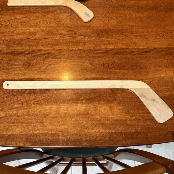 NHL | Vancouver Canucks mini hockey stick - Picture 4 of 4